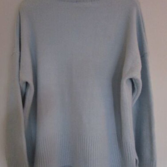 M Faux Fuzzy Foxtail Pullover Sweater Blue Boxy Applique Cuddly Korea - Picture 7 of 7